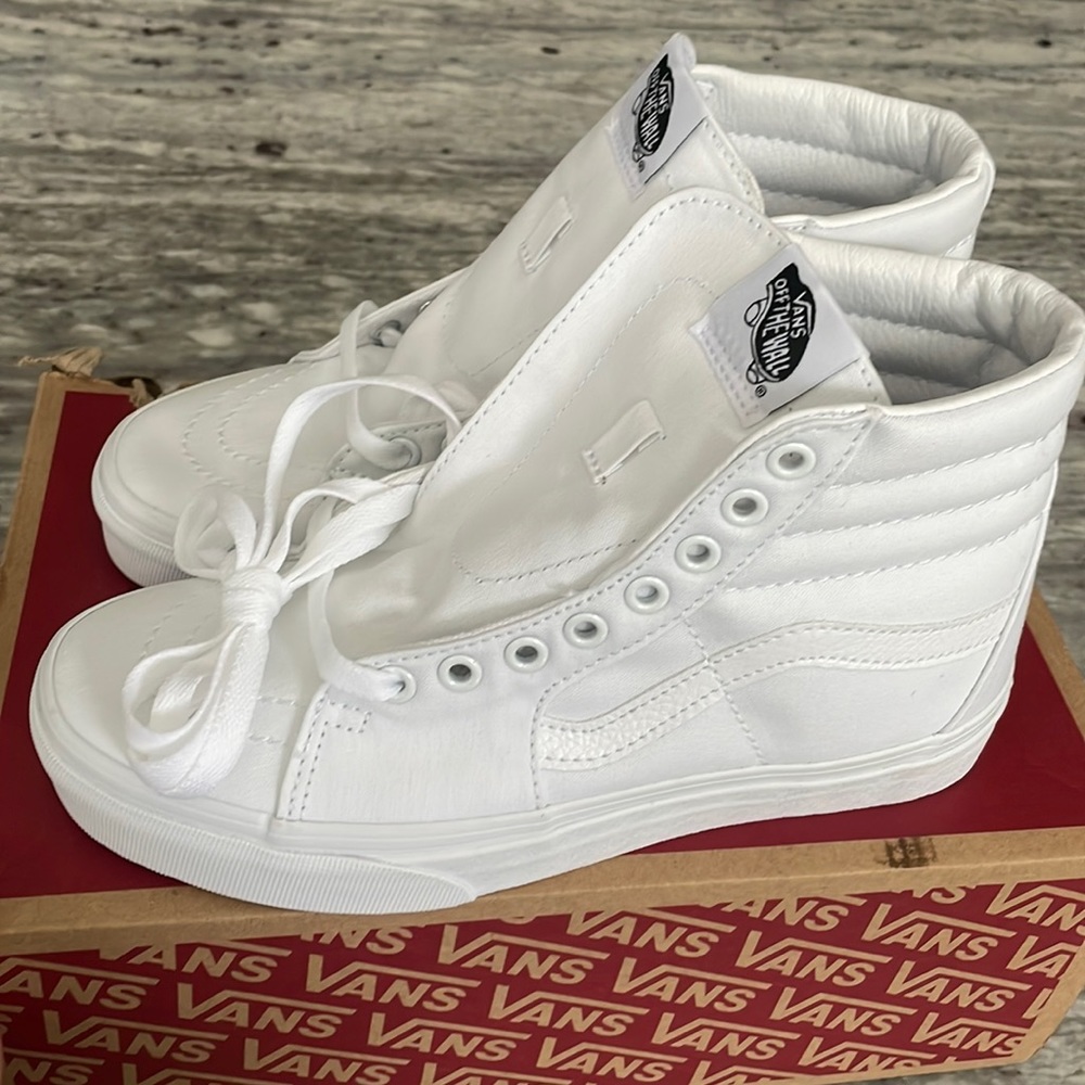 White Hightop Vans size 5.5